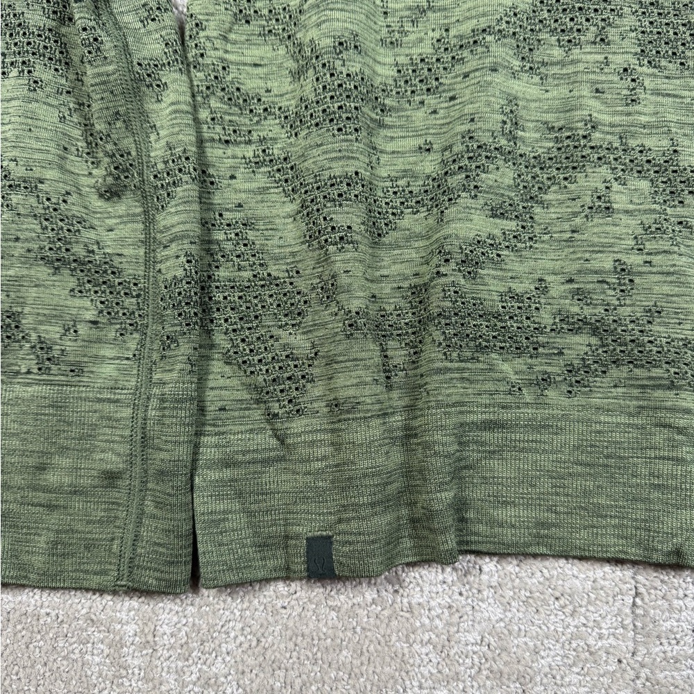 Lululemon Swiftly Breathe Long Sleeve Dot Scape Rainforest Green Shirt READ - Picture 5 of 5
